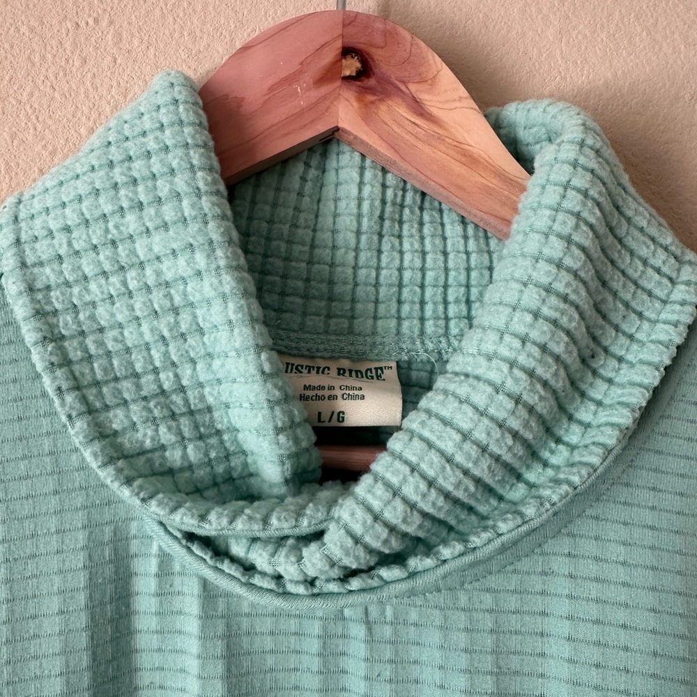 Rustic Ridge sweater top - Picture 2 of 6